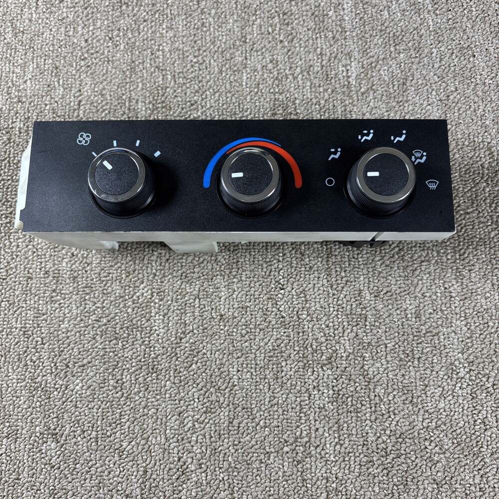 HVAC Climate Control Module Chevy GMC Open Box - Picture 1 of 5